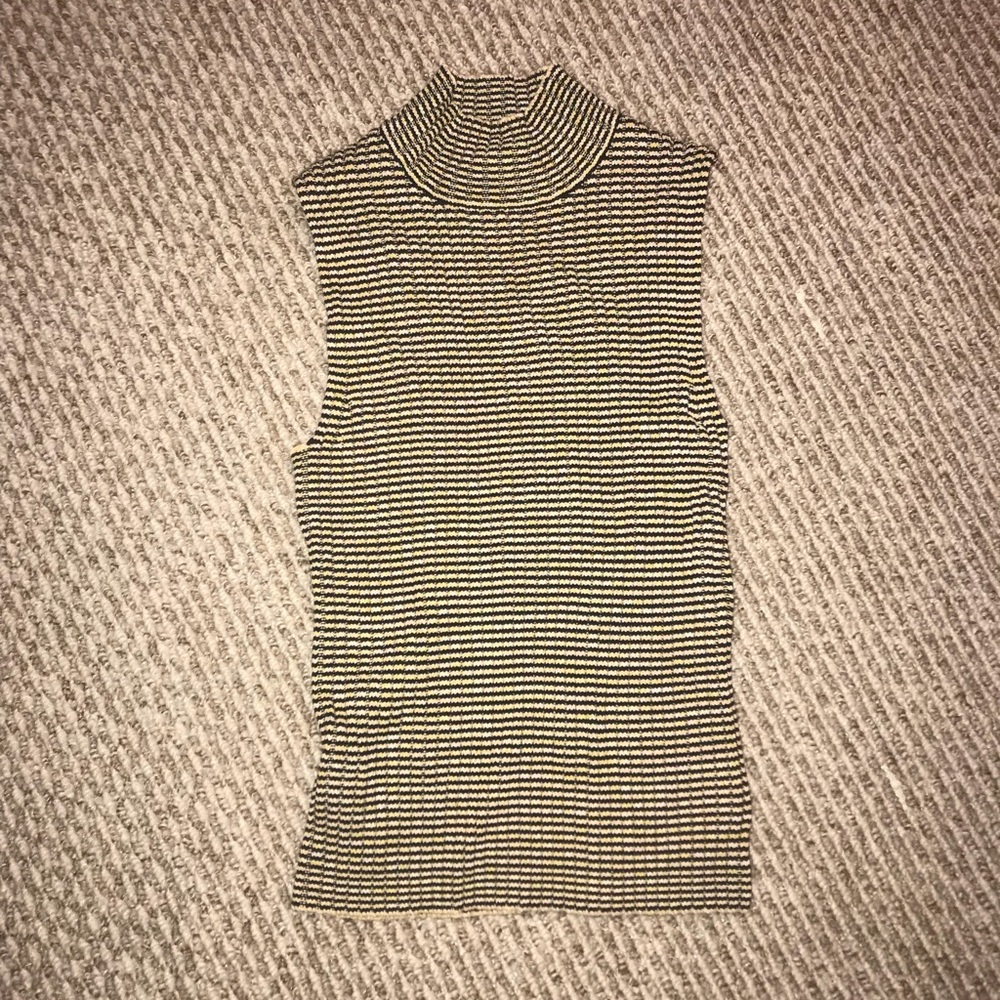 NWOT Theory High Neck Ribbed Sleeveless Tank